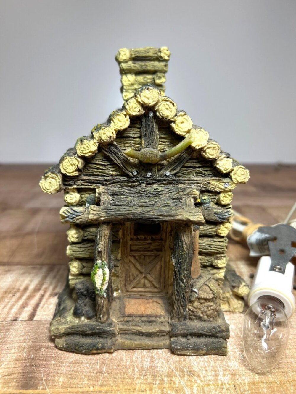 Rustic Cabin-Style Lighted Figurine With Log Detailing And Wildlife Accents